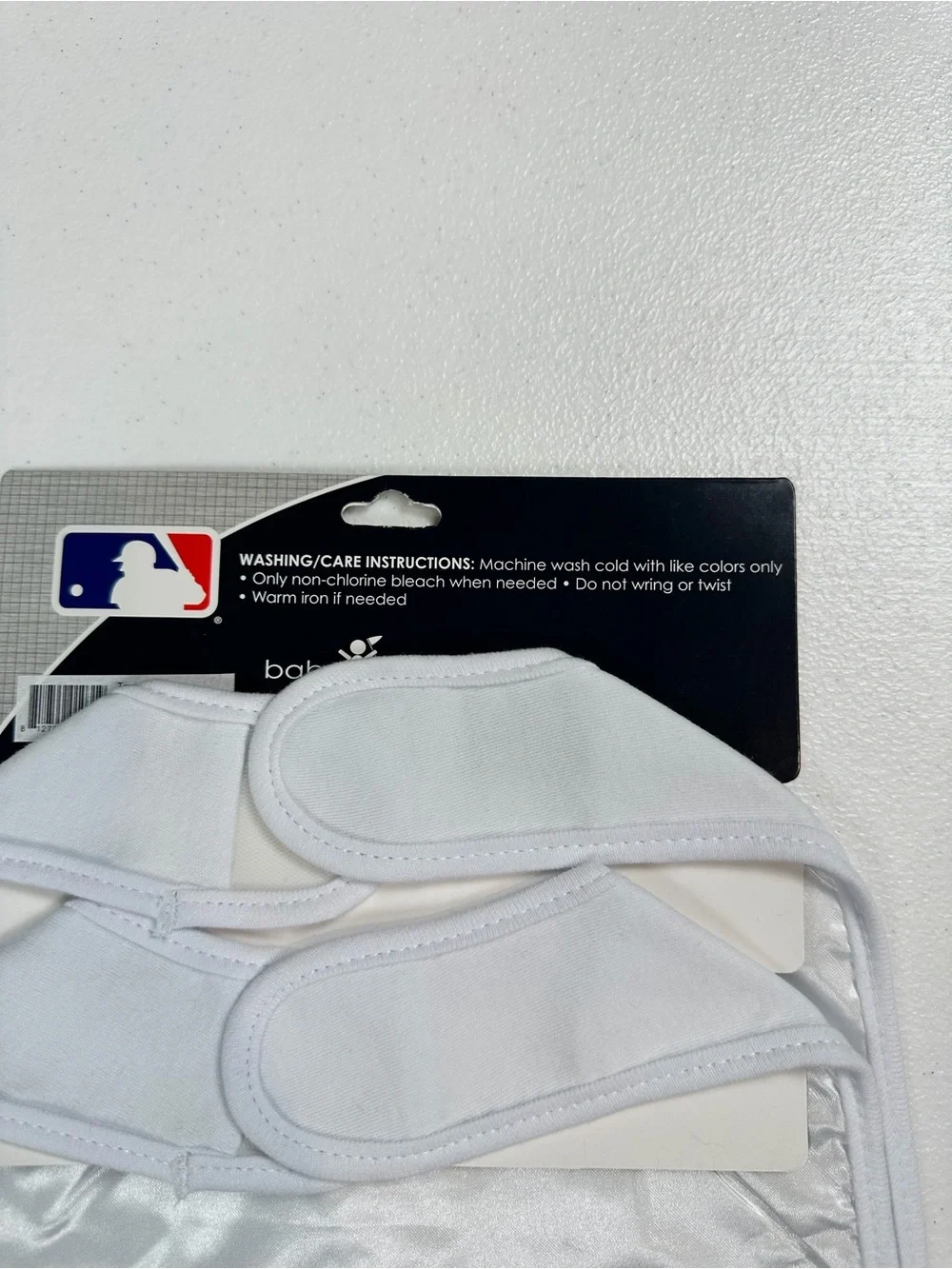 MLB Texas Rangers White Baby Bibs with Red & Blue Logo 2-Pack